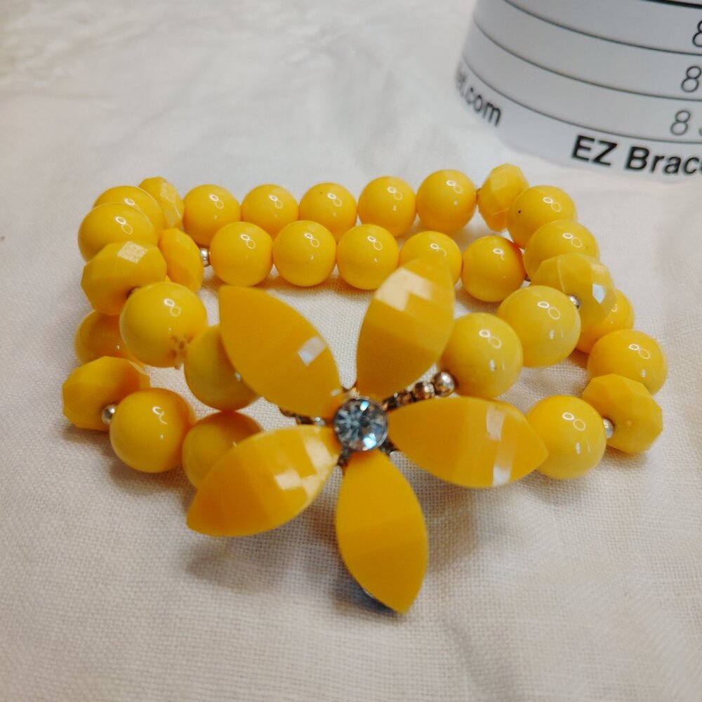 Floral Yellow Bead Bracelet – Rhinestone Center